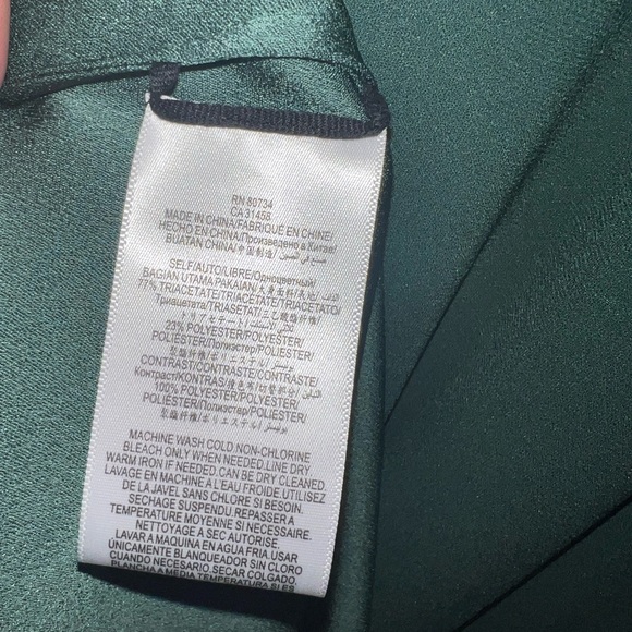 BCBGMAXAZRIA Kathryne Bell-Sleeve Snap Dress - Picture 8 of 8